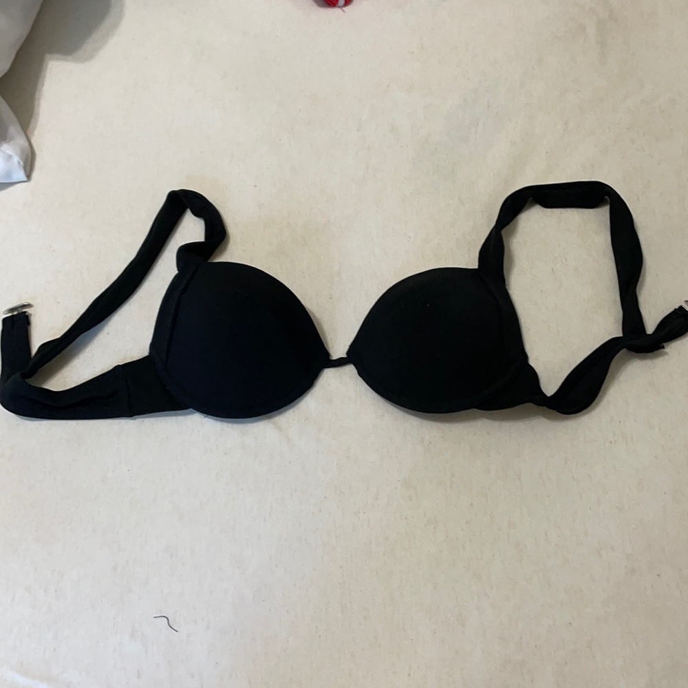 Black bikini top from shein